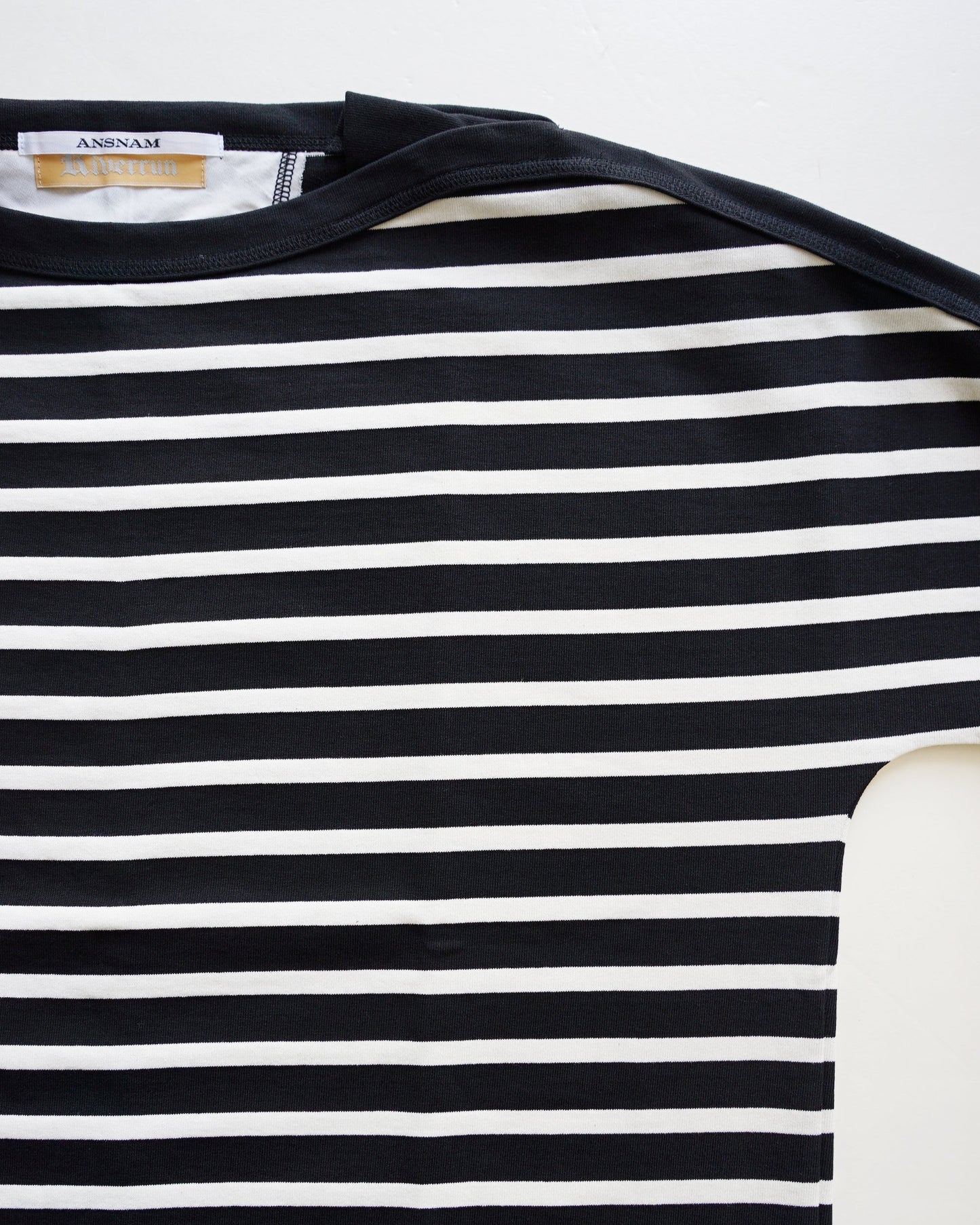 ANSNAM Riverrun BOAT NECK TEE