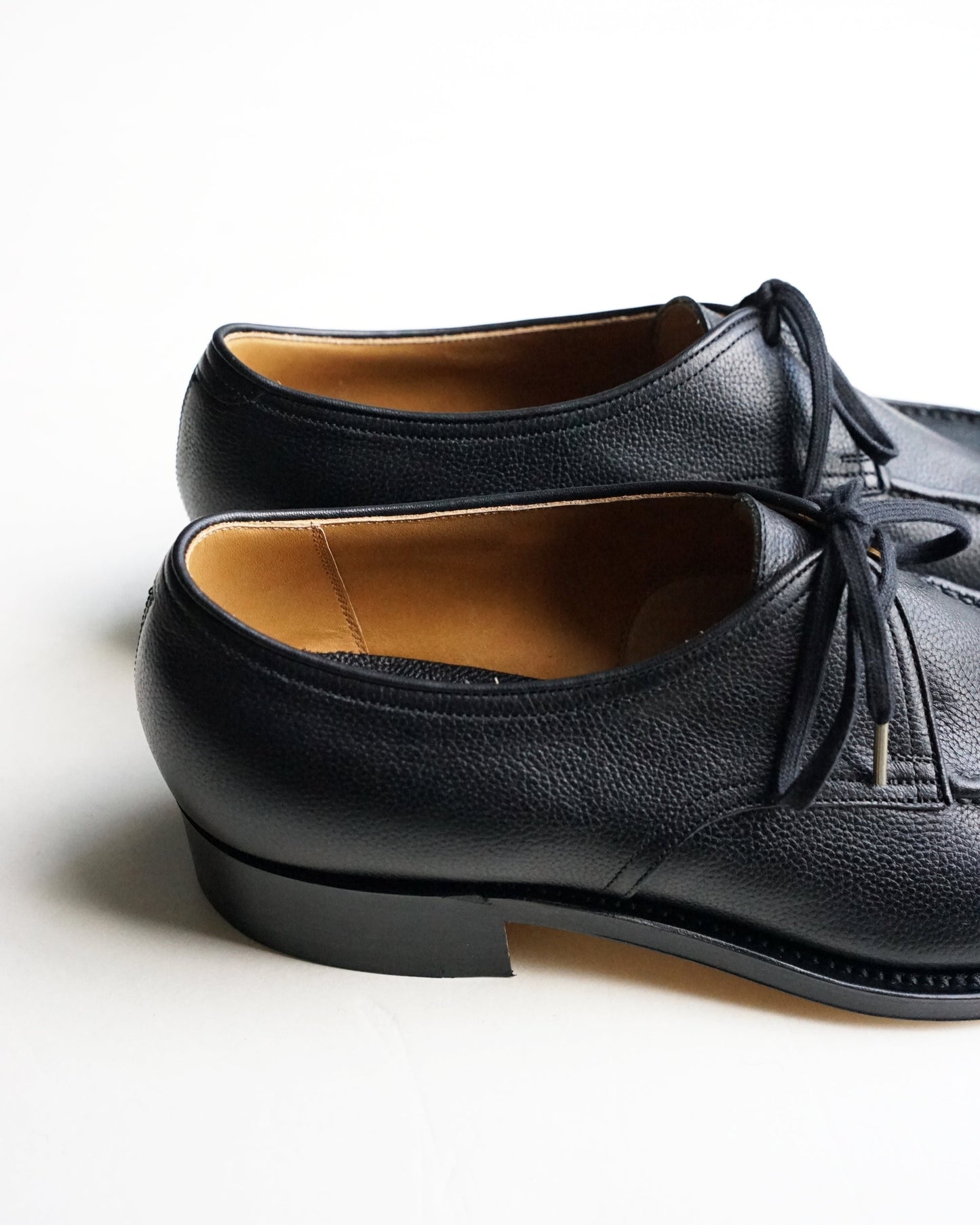 forme Low shoes
