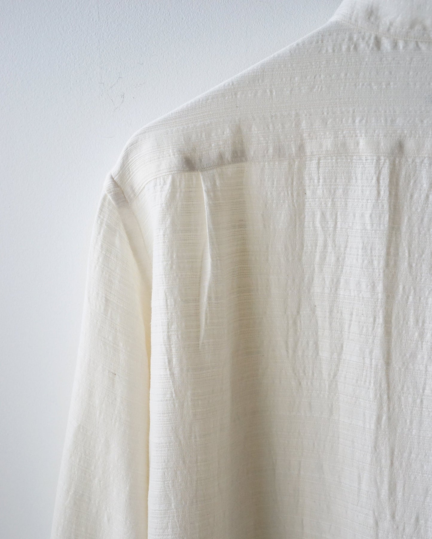 Aquellos Ojos Verdes Band collar square shirt -Ethnic jacquard-