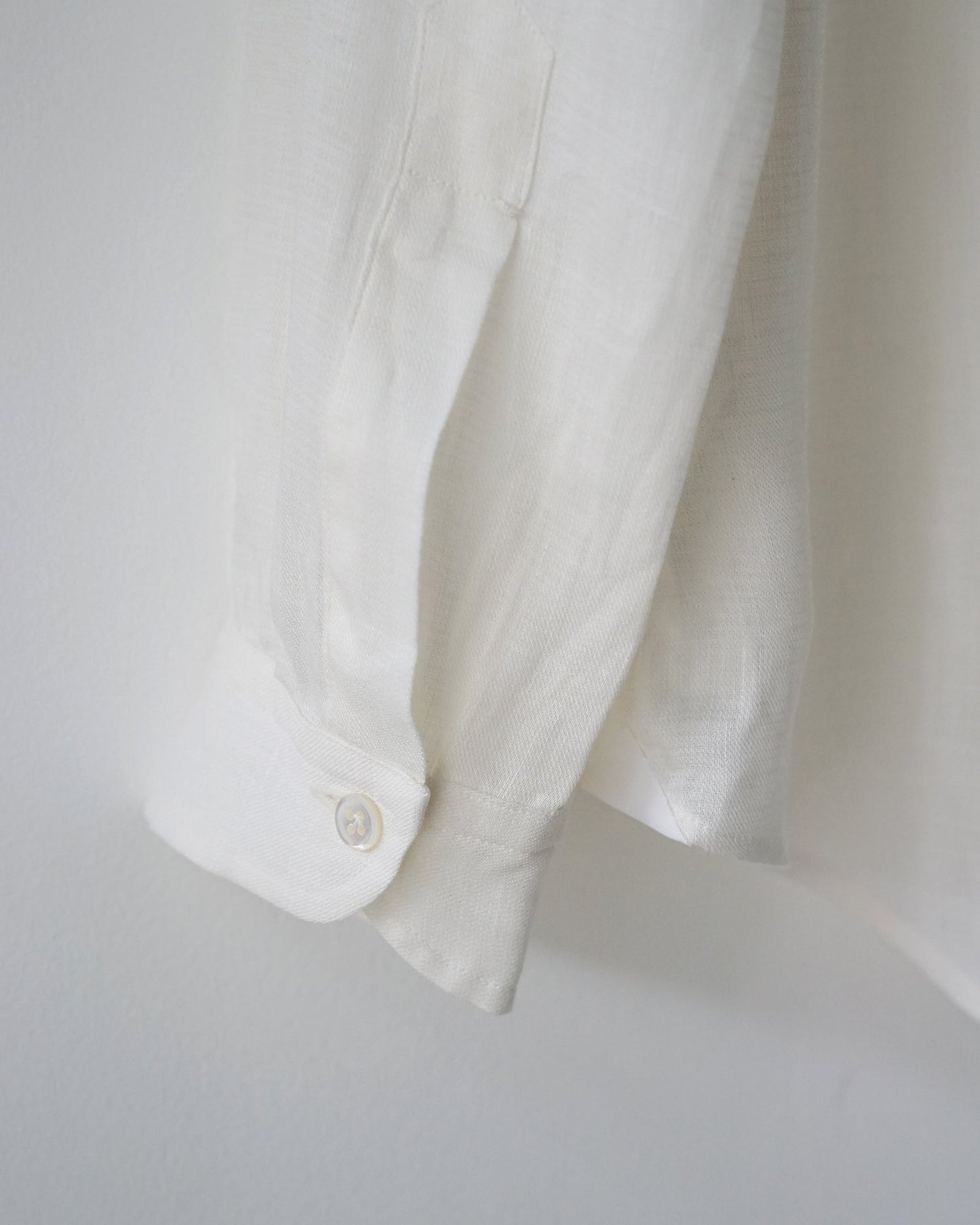 Aquellos Ojos Verdes Windsor wide collar shirt -Luxe linen-