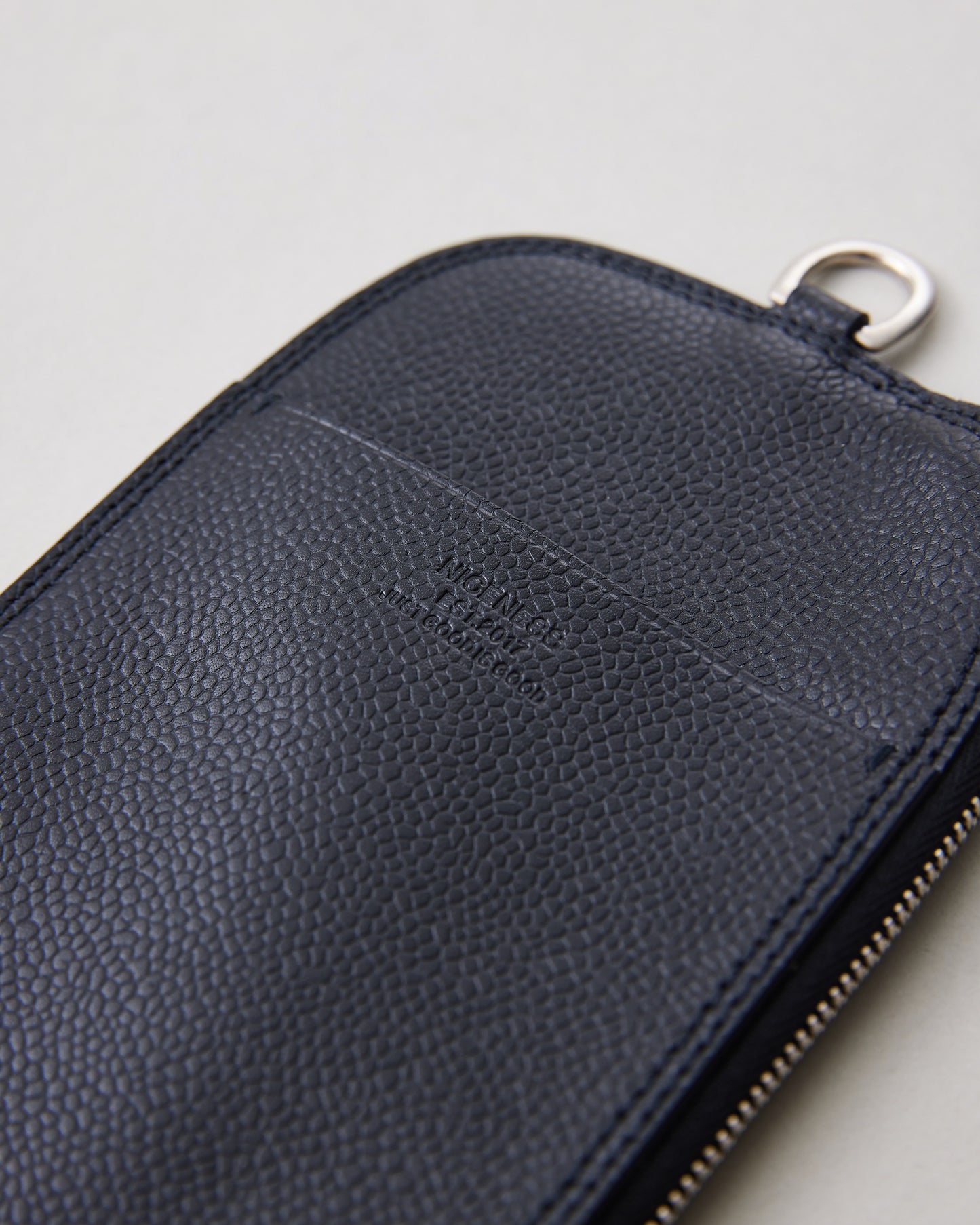 NICENESS GADGET CASE KLAUS