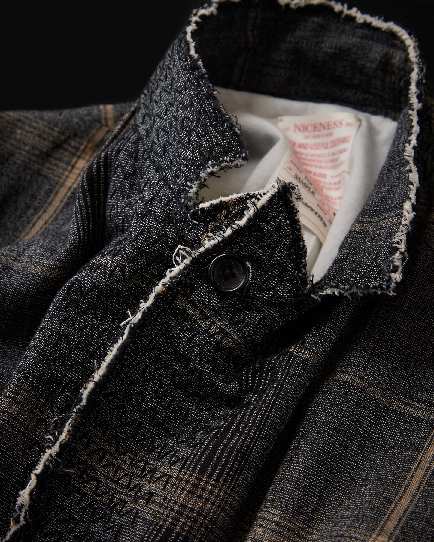 カディチェックジャケット チャコール ラペルの裏側 手縫い