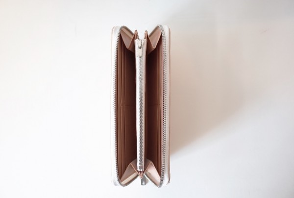 Hender Scheme　long zip purse（natural）