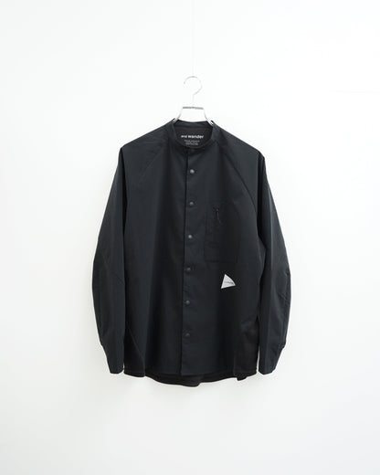 and wandar　fleece base band collar shirt。正面から見た全体像。