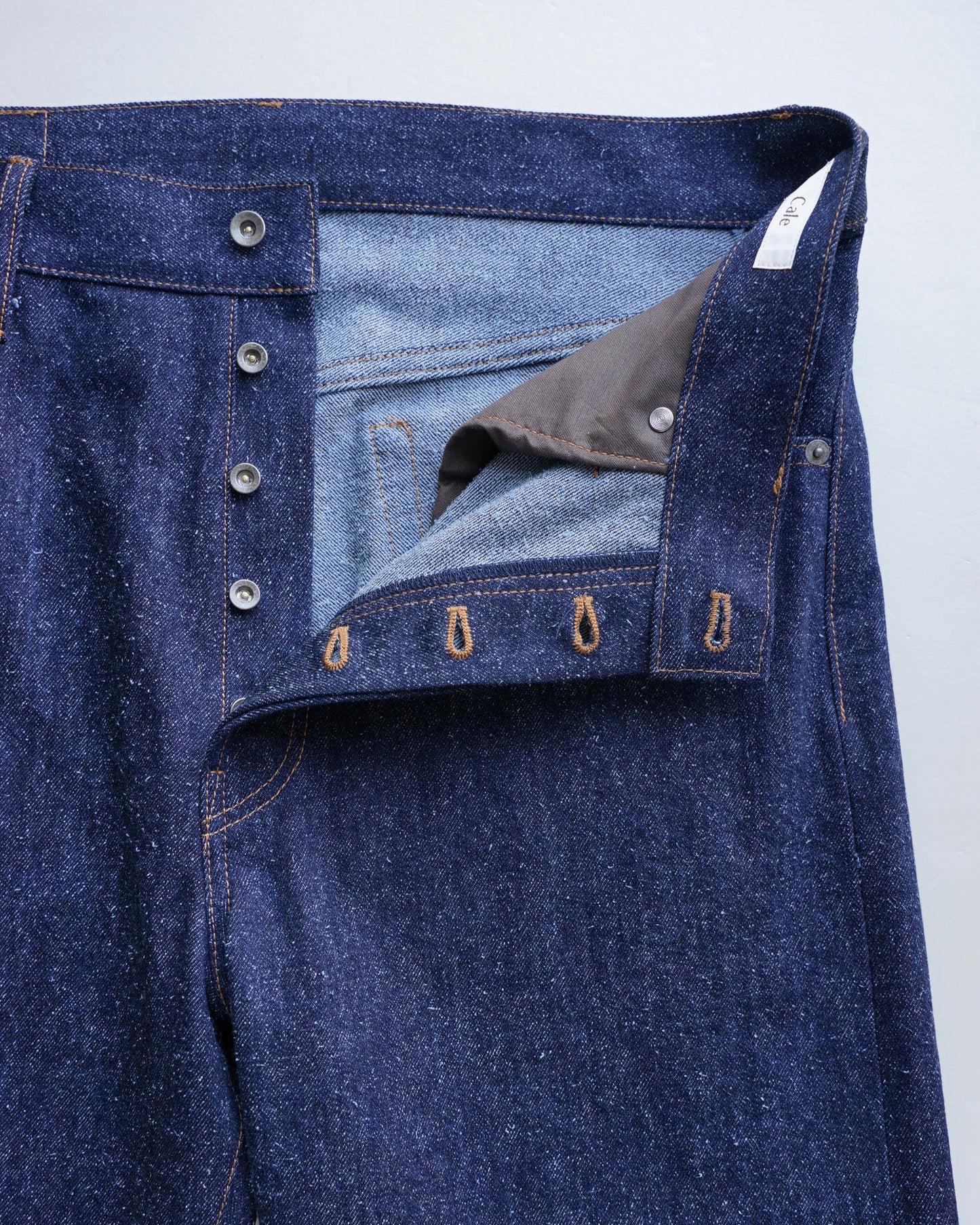 Cale　COTTON SILK DENIM PANTS