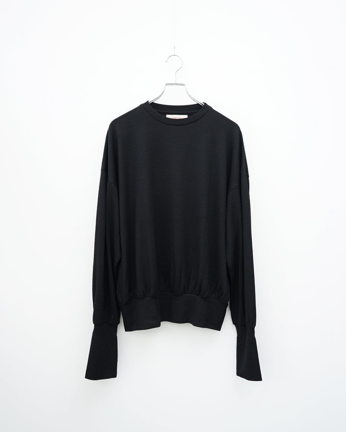 barbell object　バーベルオブジェクト　wool bo top　ブラック　ウールトップス　正面