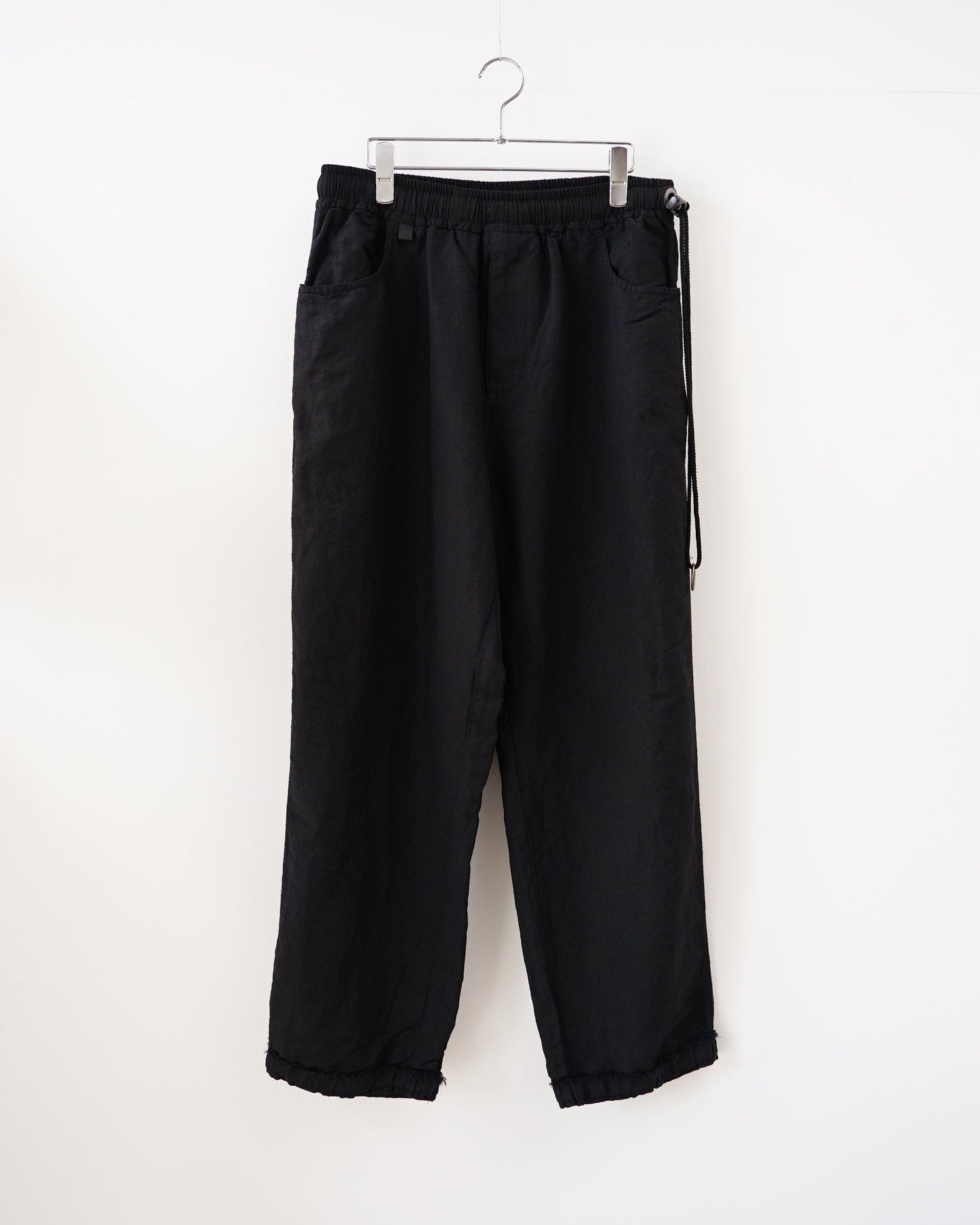 barbell object　バーベルオブジェクト　イージーパンツ　正面　ブラック　メンズ