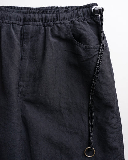 イージーパンツ　ウエスト部分　フロント