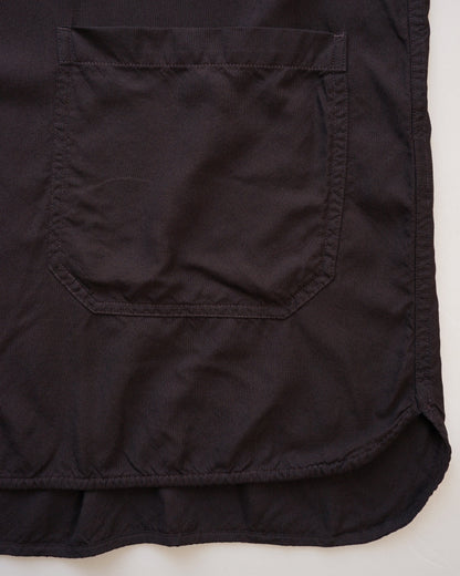 ルーズシャツ　ポケット部分　ブラウン　