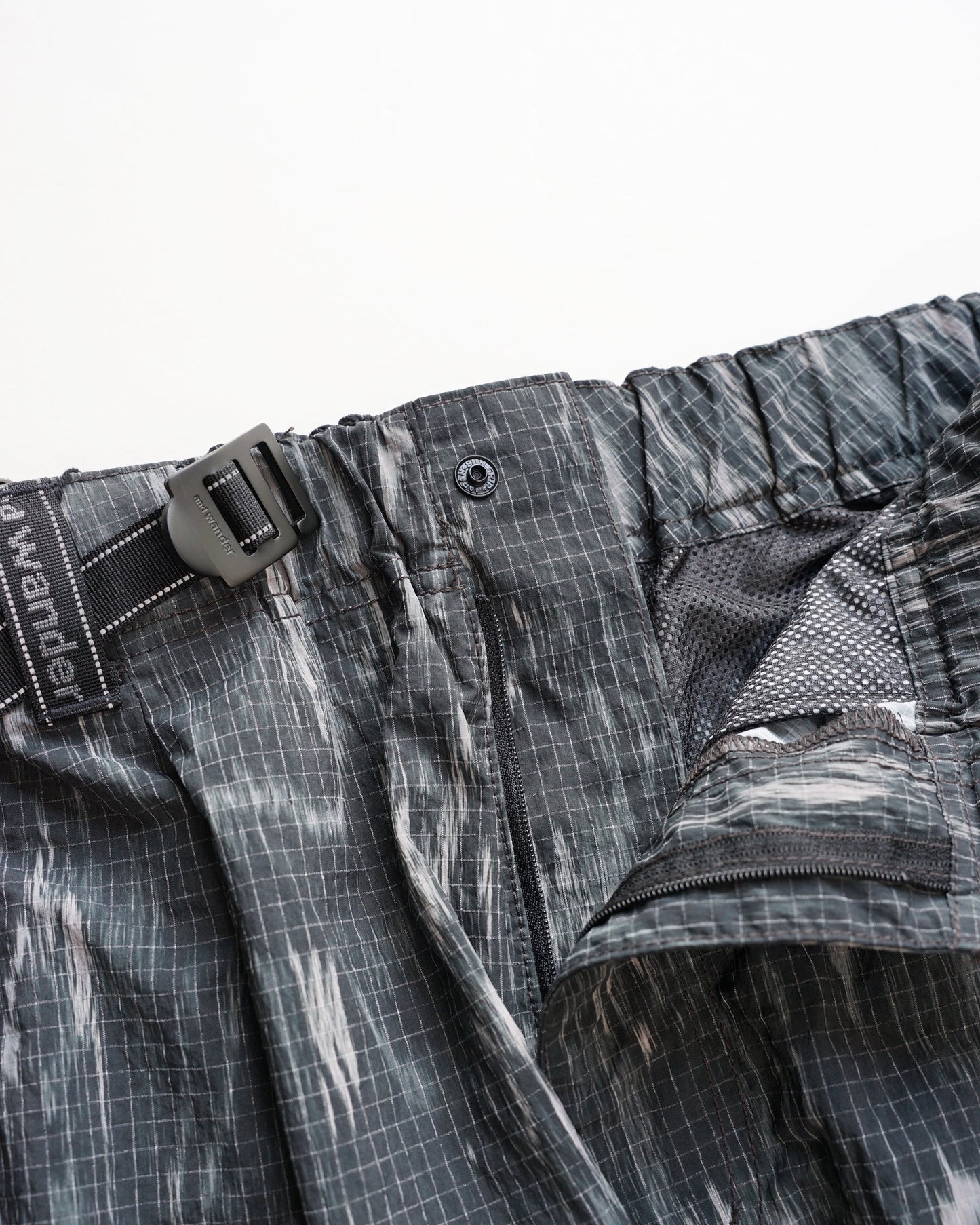 and wander　 printed ripstop cargo pants