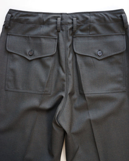 Aquellos Ojos Verdes　Baker pants tapered -Classic twill-