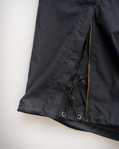 サルエルオーバーパンツ　裾のドローコード　ブラックオリーブ　