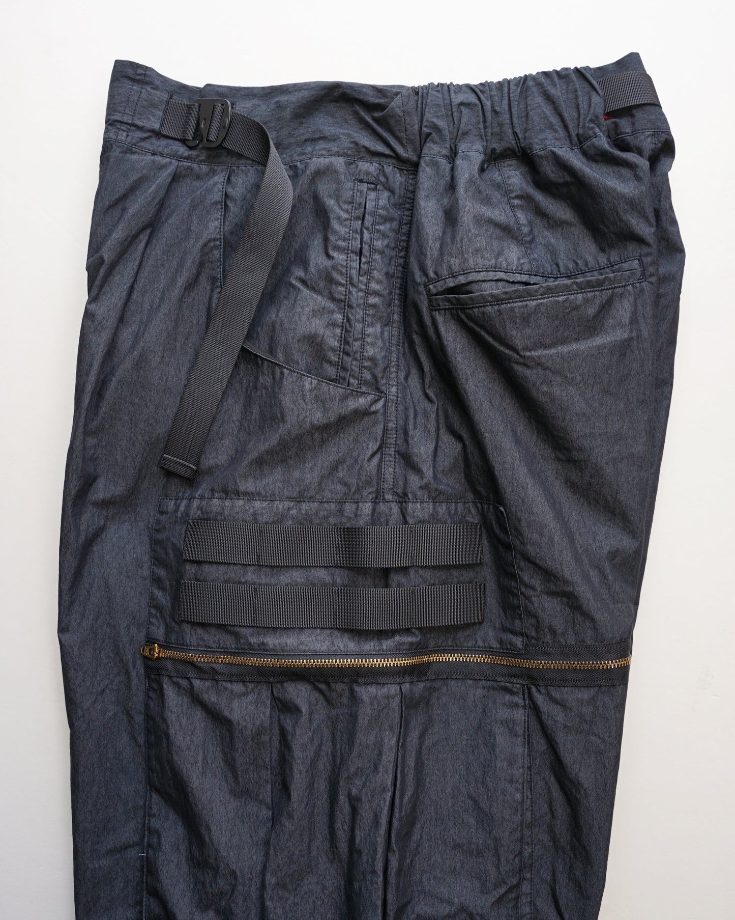 サルエルオーバーパンツ　右側ポケット　