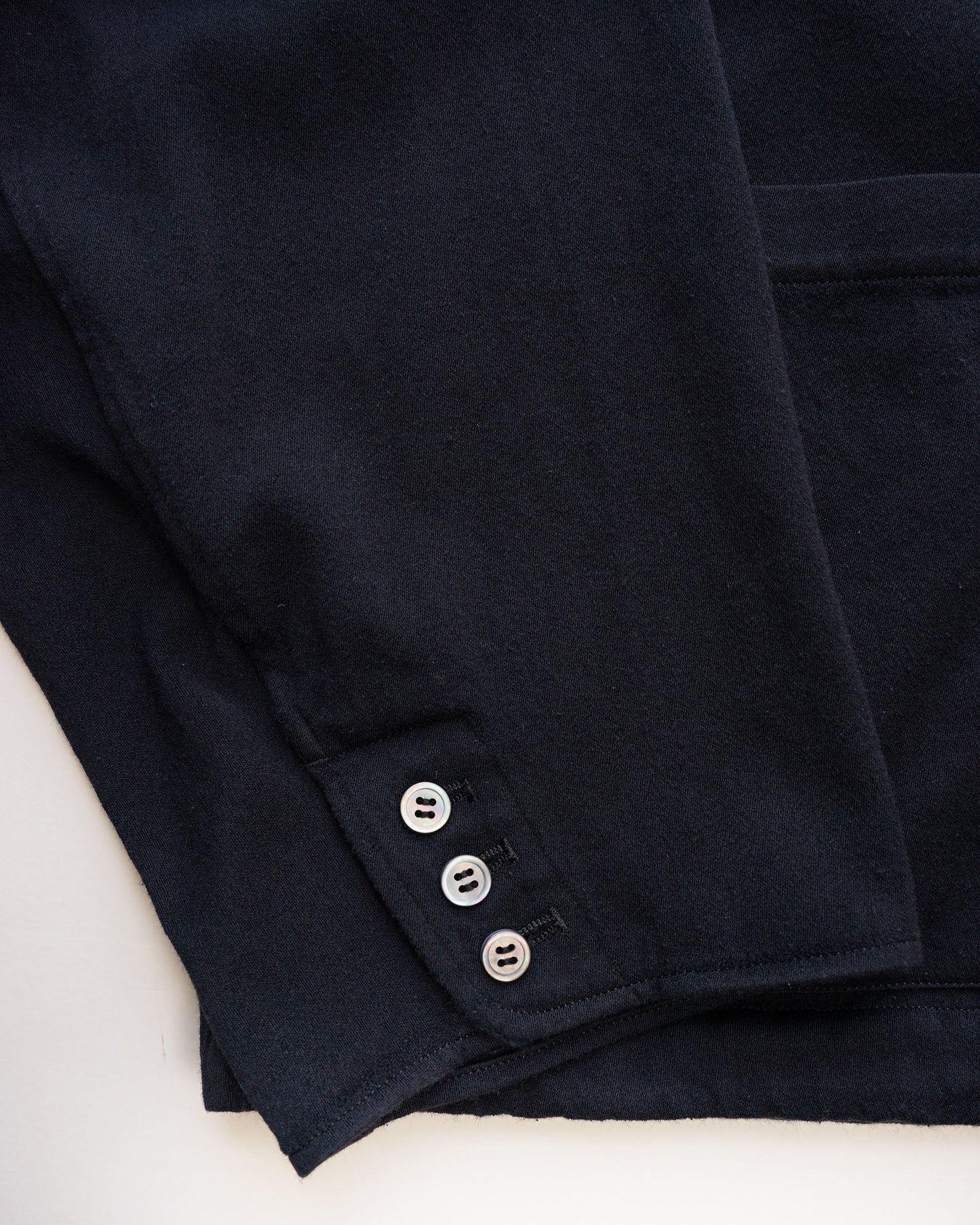 ミッドレイヤーブルゾン　袖口　ディテール