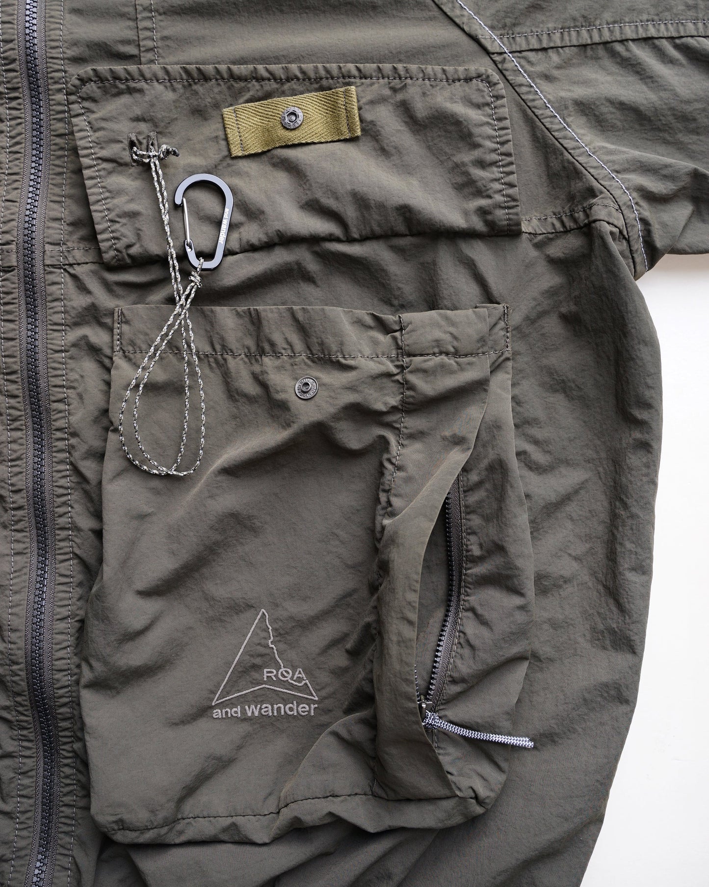 and wander　ROA x and wander garment dye nylon hooded jacket
