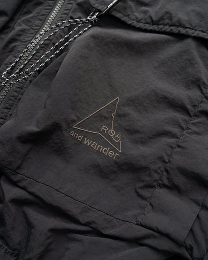 and wander　ROA x and wander garment dye nylon hooded jacket
