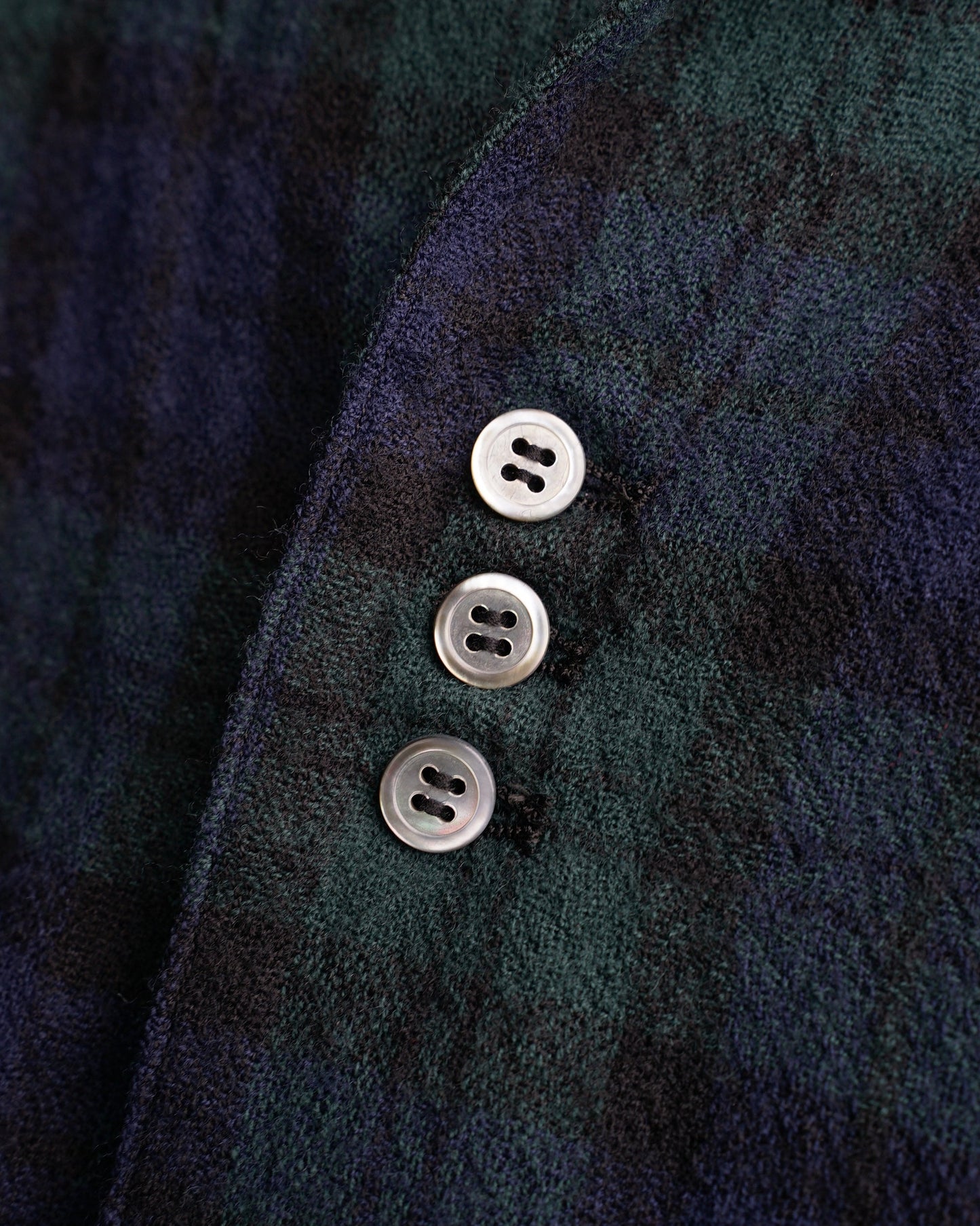 barbell object　wool coat