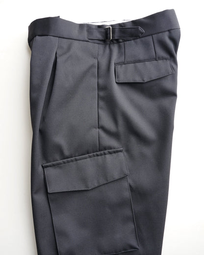 クロスタックカーゴ　ブラック　側面