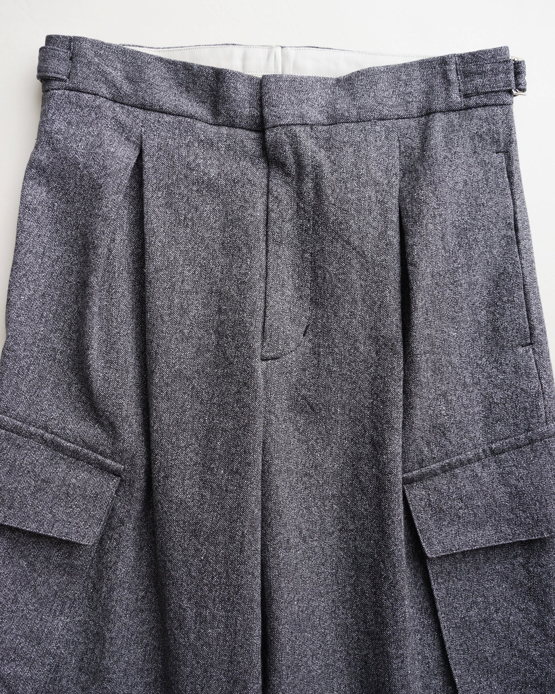 クロスタックカーゴ　　ブラックネイビー　ウエスト部分