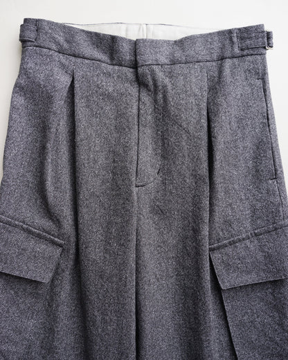 クロスタックカーゴ　　ブラックネイビー　ウエスト部分