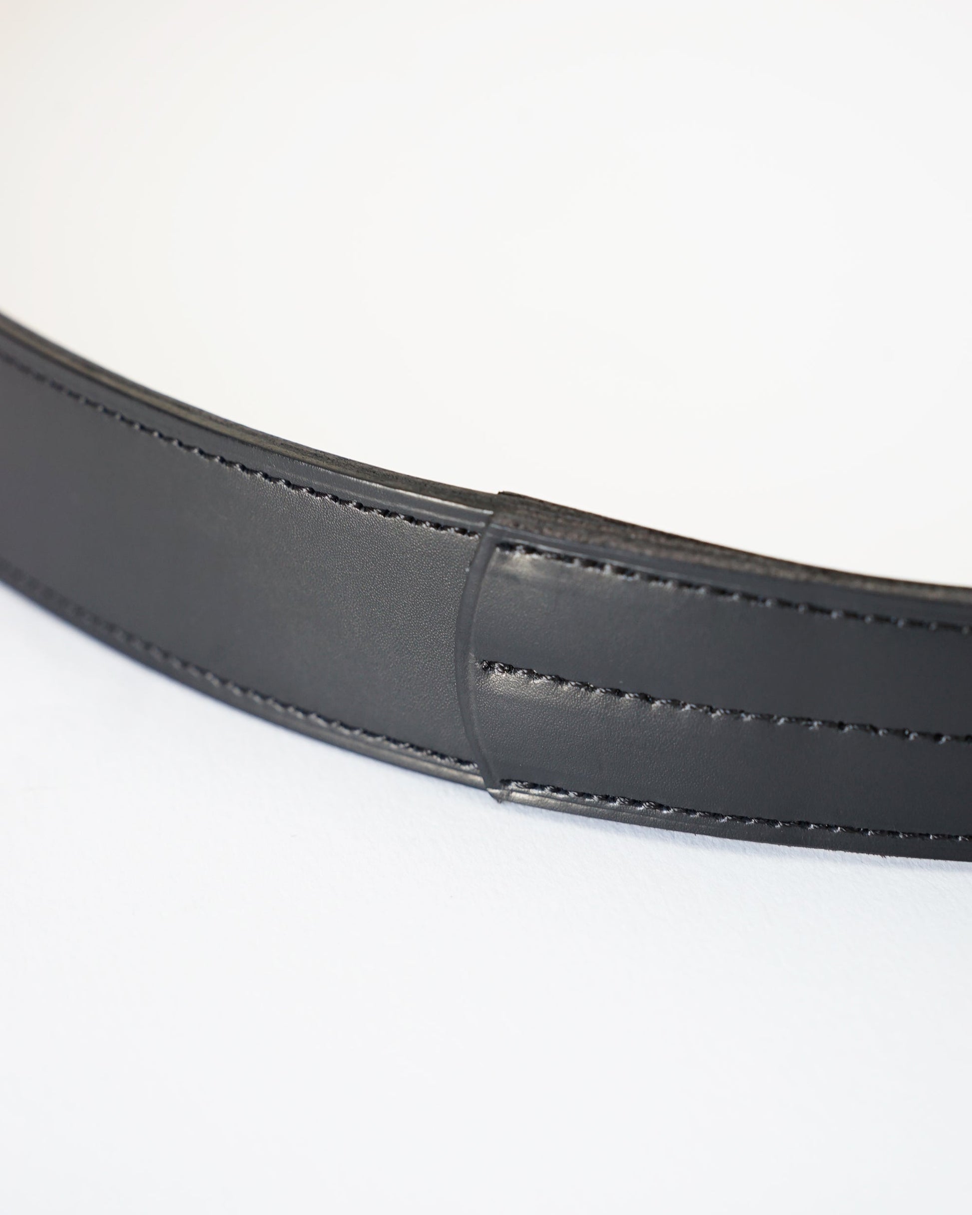 ドレスジョッパーズベルト　ブラック　革の質感