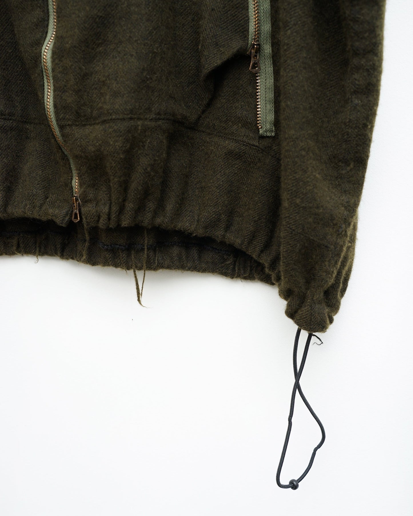 フラワーベスト　moss 　裾部分　ドローコード