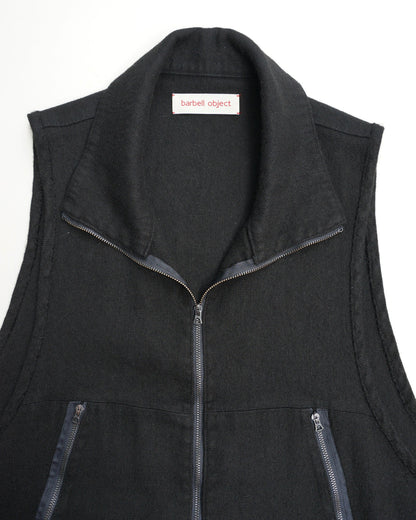 フラワーベスト　black  ファスナーを開けた状態