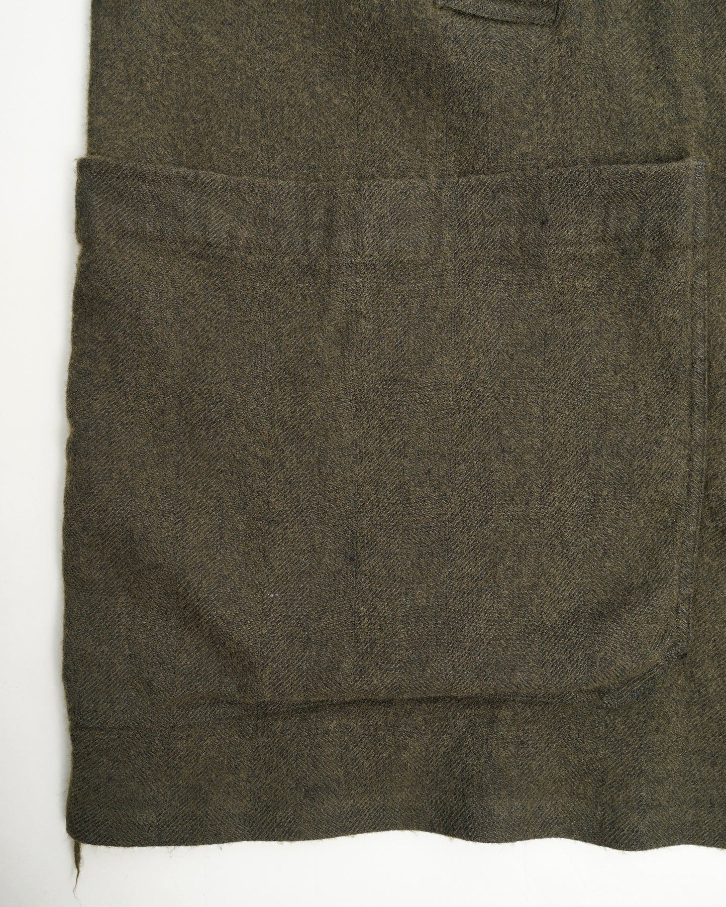 フラワーFLコート　moss  ポケット部分アップ　