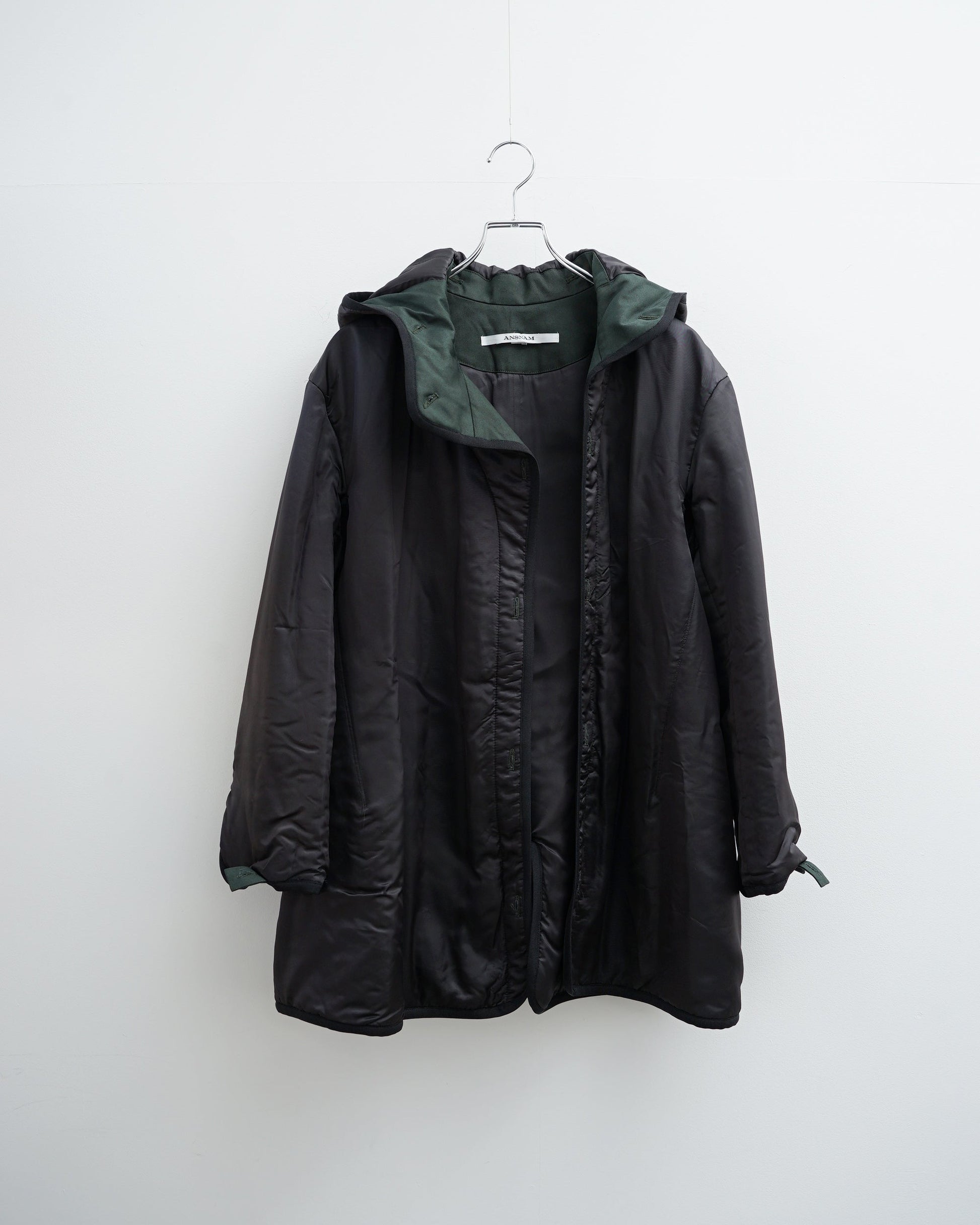 ライナー部分　正面　ブラック