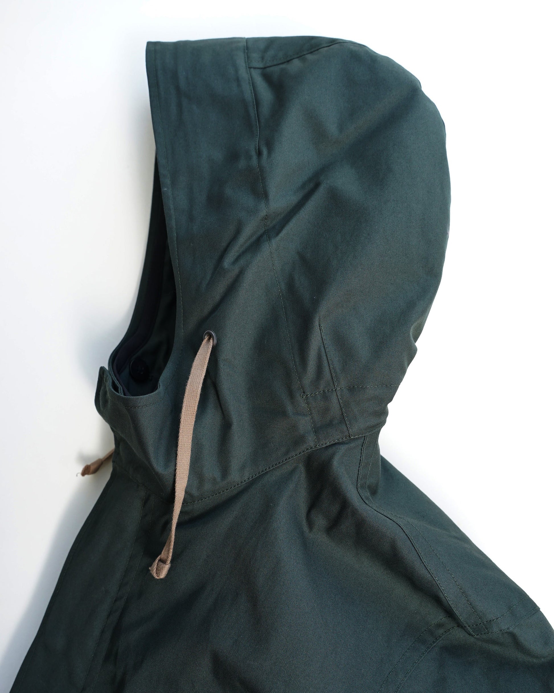 フード部分　ディテール