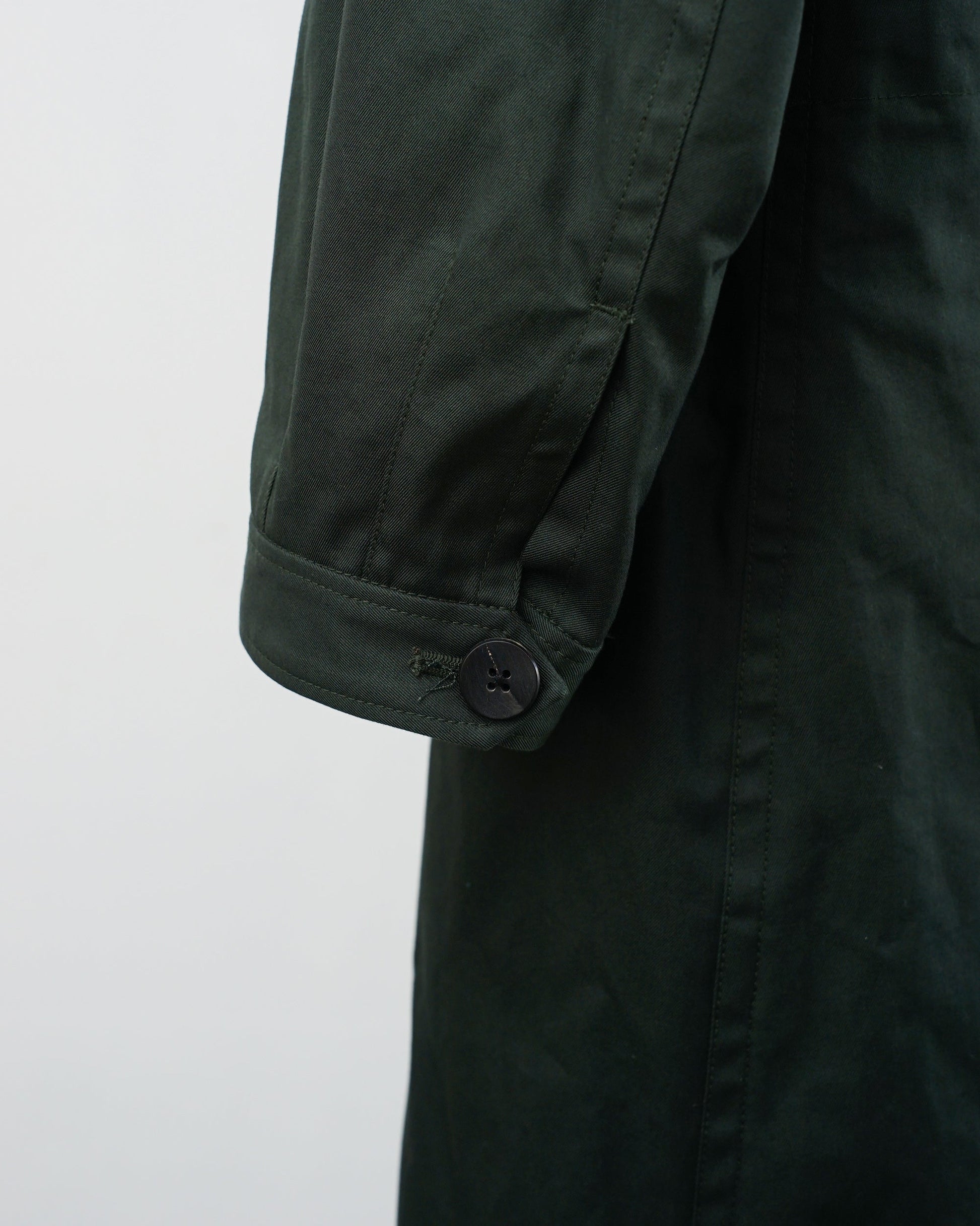 袖口　ボタン　パーツ