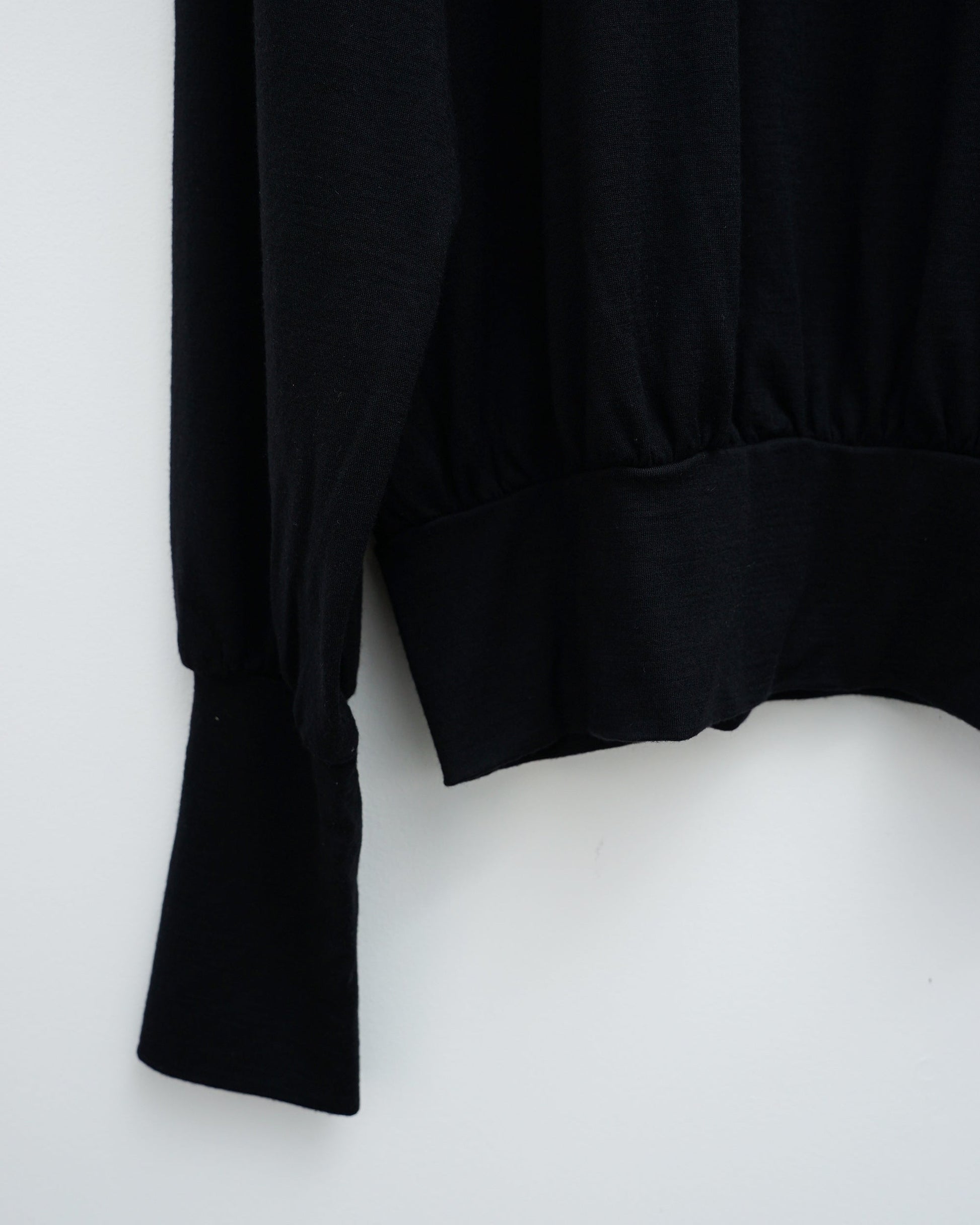 カットソー　リブ部分　ディテール　 