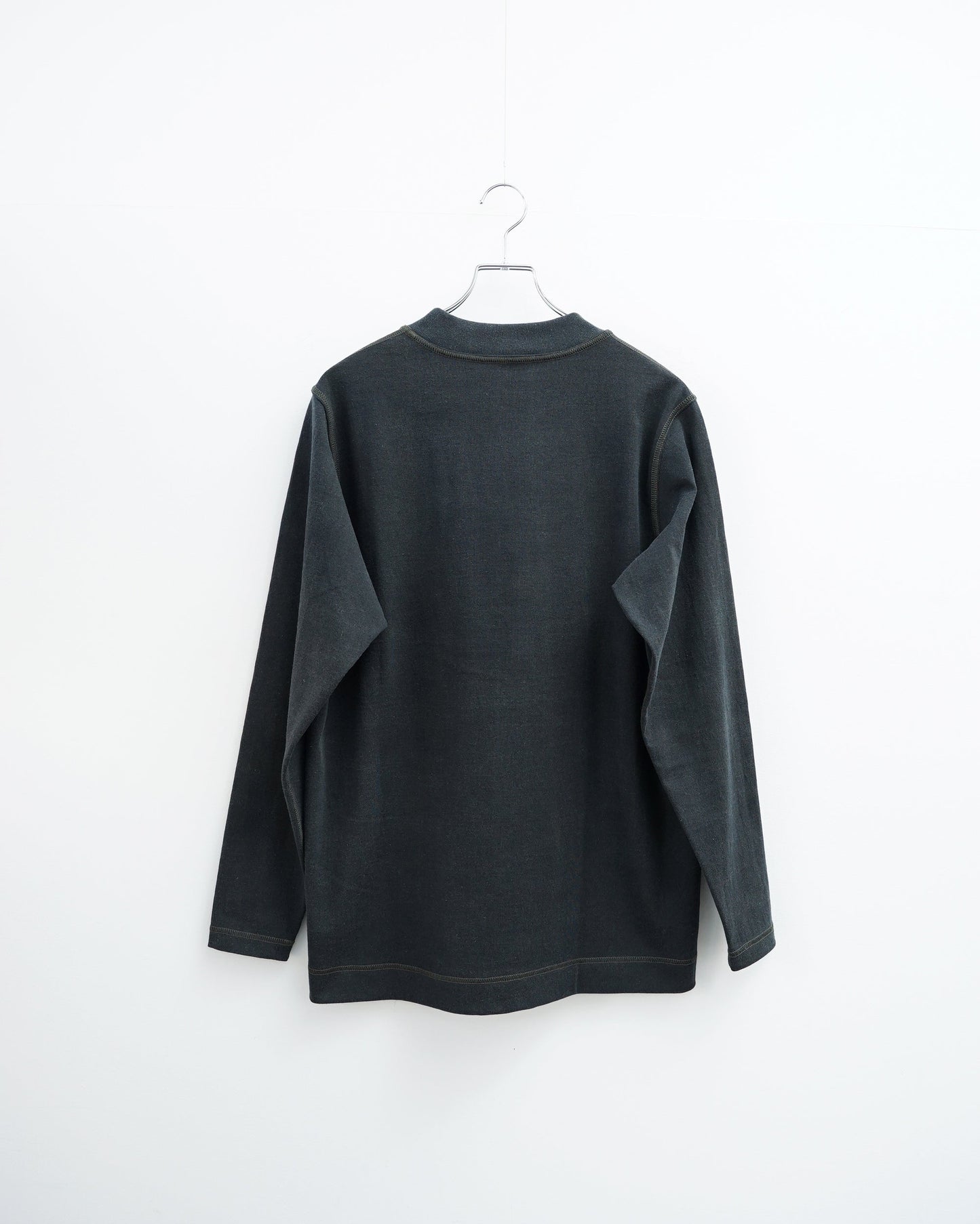 Cale　カル　HOLLOW YARN JERSEY L/S TEE  カットソー　背面