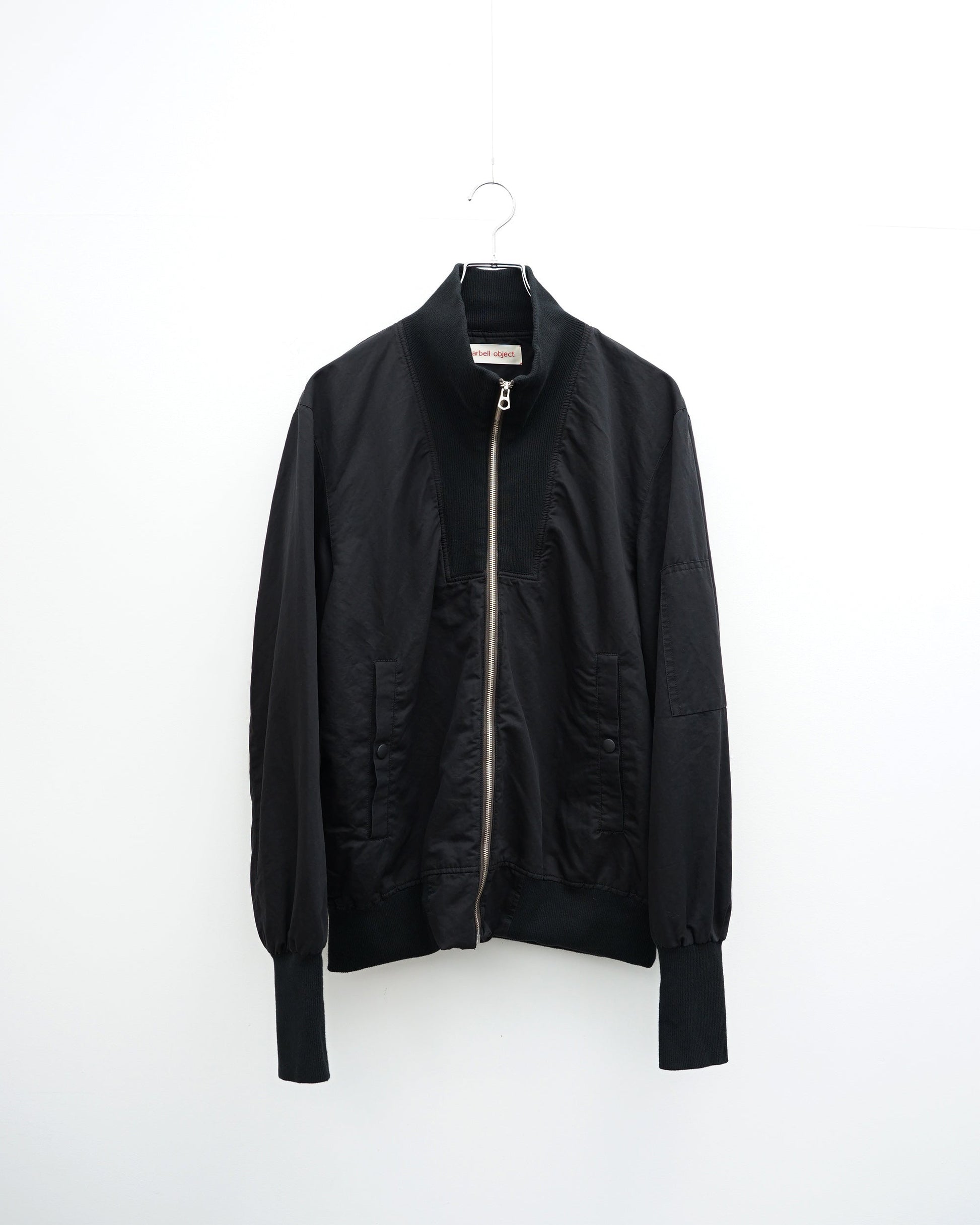 barbell object　バーベルオブジェクト fit jkt ジップブルゾン　ブラック　正面