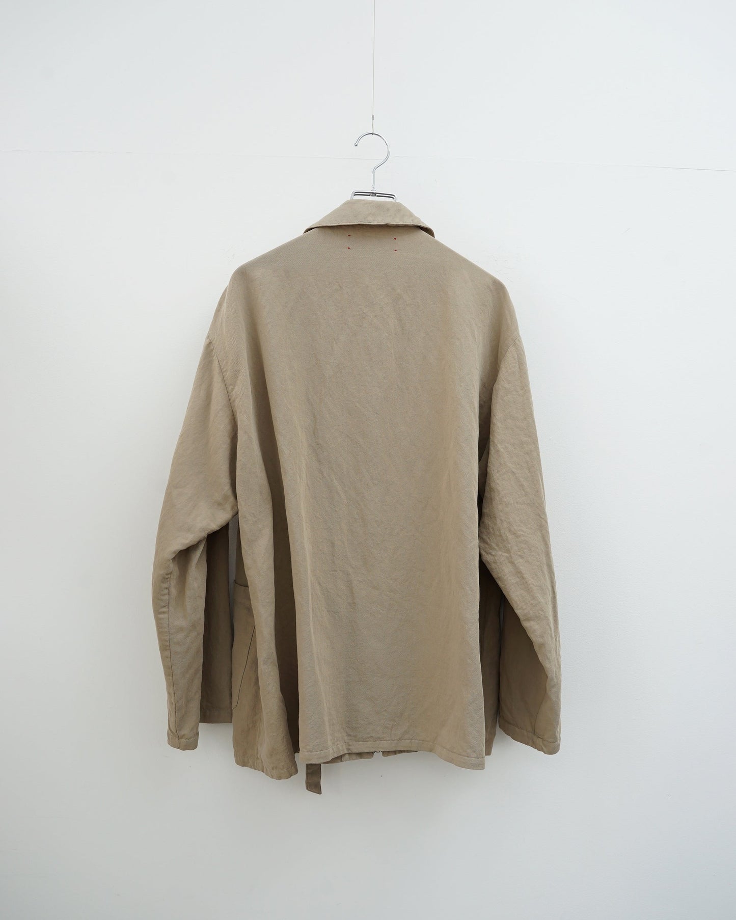 barbell object　バーベルオブジェクト　belted jkt ベルテッドジャケット　beige　背面