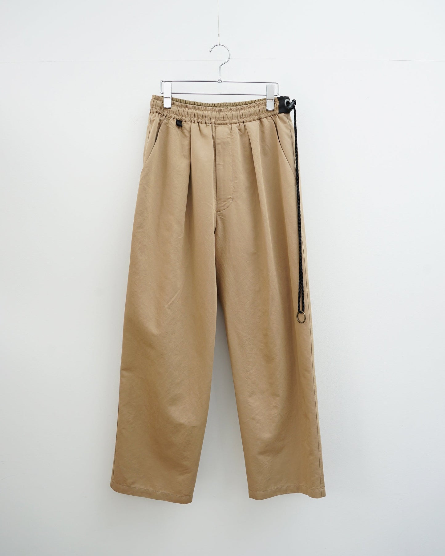 barbell object  バーベルオブジェクト　sk pt  チノパン　スラックス　beige 正面