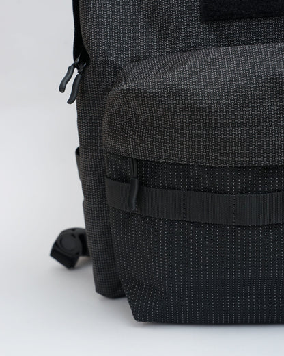 bagjack 　 O -　  daypack m 　バッグジャック　デイバッグ　レイチョウルイラボ　ブラック　フロントポケット部分　モールパーツ