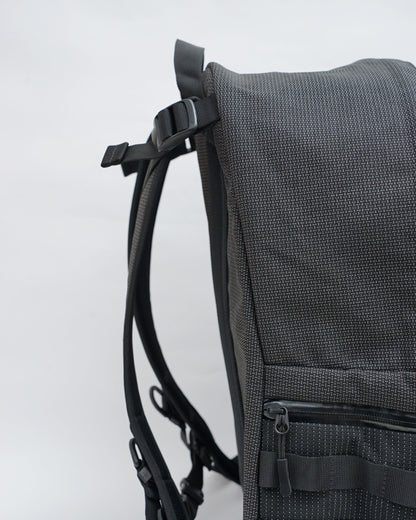 bagjack 　 O -　  daypack m 　バッグジャック　デイバッグ　レイチョウルイラボ　ブラック　側面