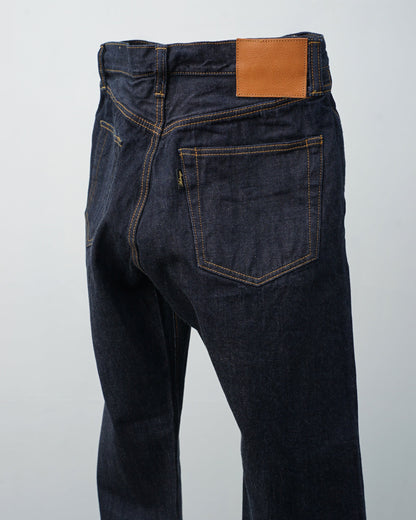 AUBERGE オーベルジュ　CARIB XX　デニムパンツ　海島綿　カリビンアンシーアイランドコットン　背面のシルエット　Indigo  