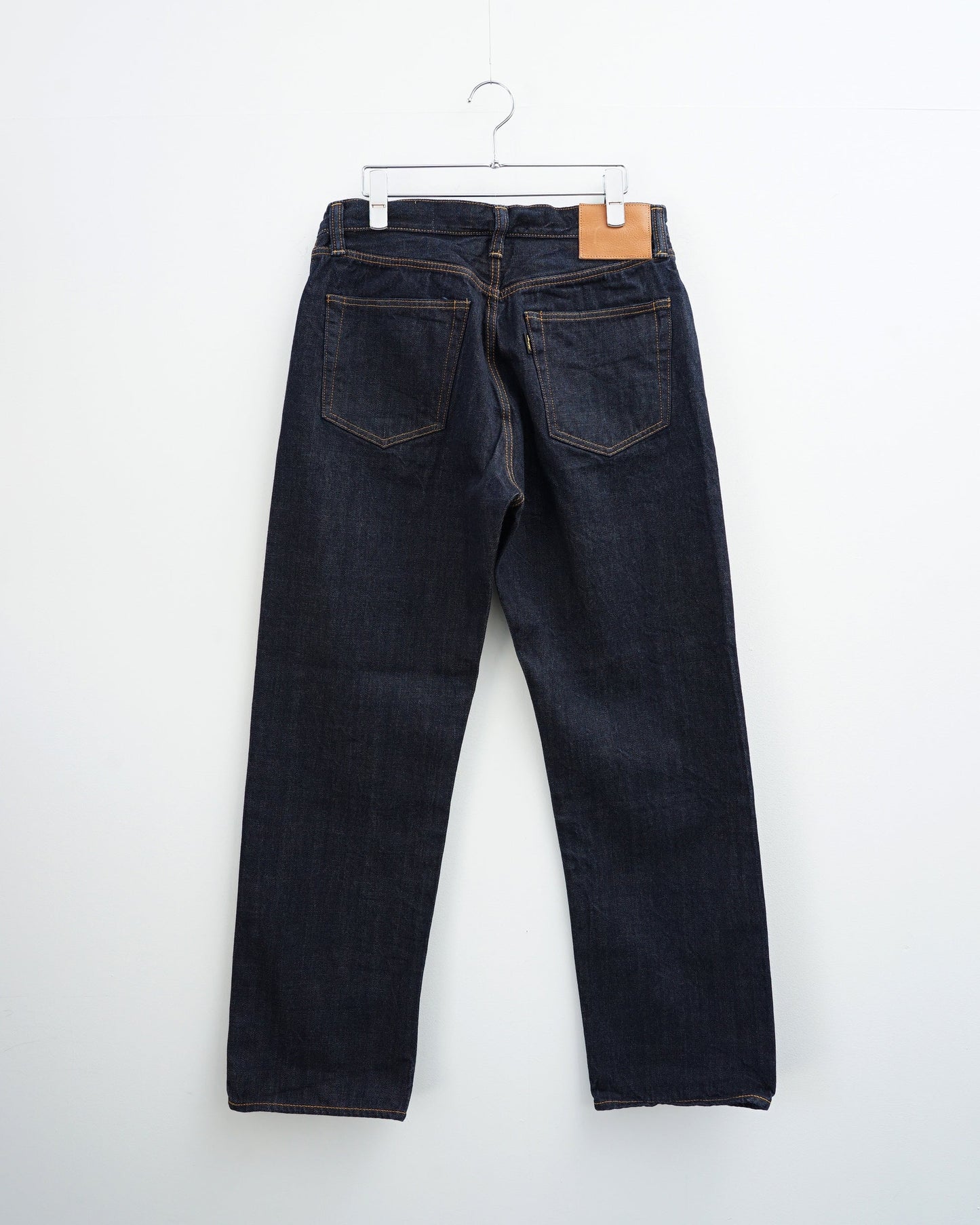 AUBERGE オーベルジュ　CARIB XX　デニムパンツ　海島綿　カリビンアンシーアイランドコットン　背面　Indigo  