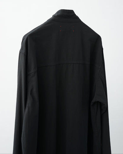 barbell object 　バーベルオブジェクト　twill po　プルオーバーシャツ　スタンドカラー　black　背面　ヨーク部分