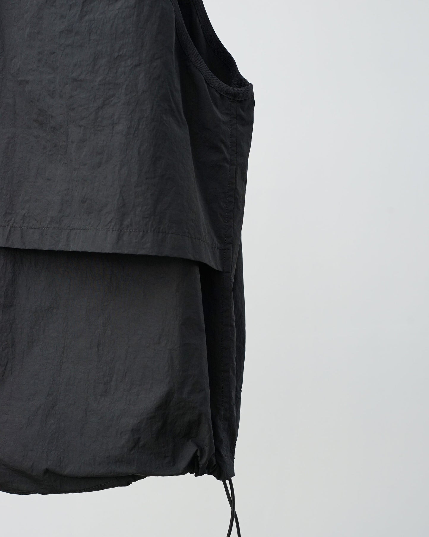 barbell object　バーベルオブジェクト　un vest　ベスト　背面ヨーク部分　black