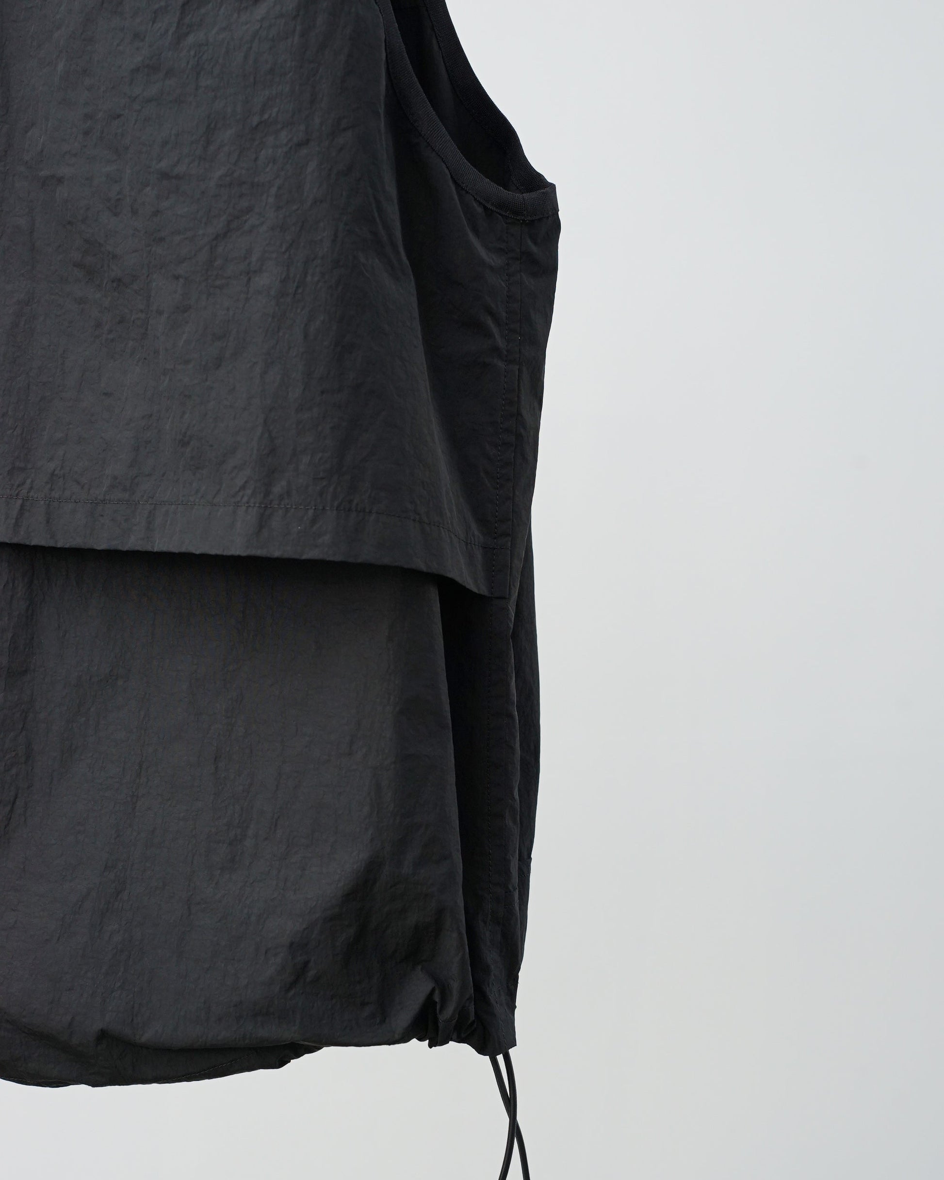 barbell object　バーベルオブジェクト　un vest　ベスト　背面ヨーク部分　black
