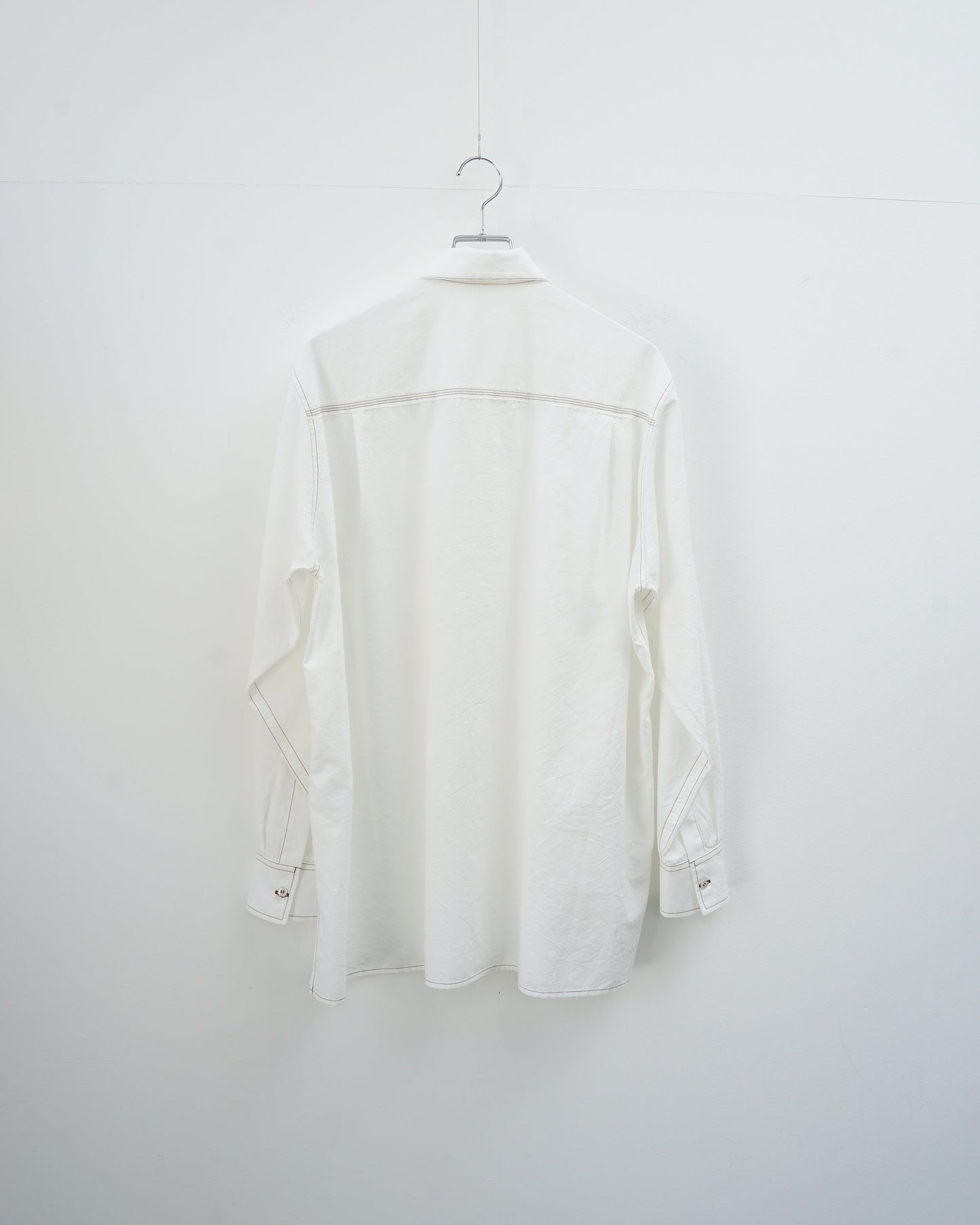 Cale カル KHADI COTTON GARMENT DYED SHIRT カディコットン　シャツ　ホワイト　背面