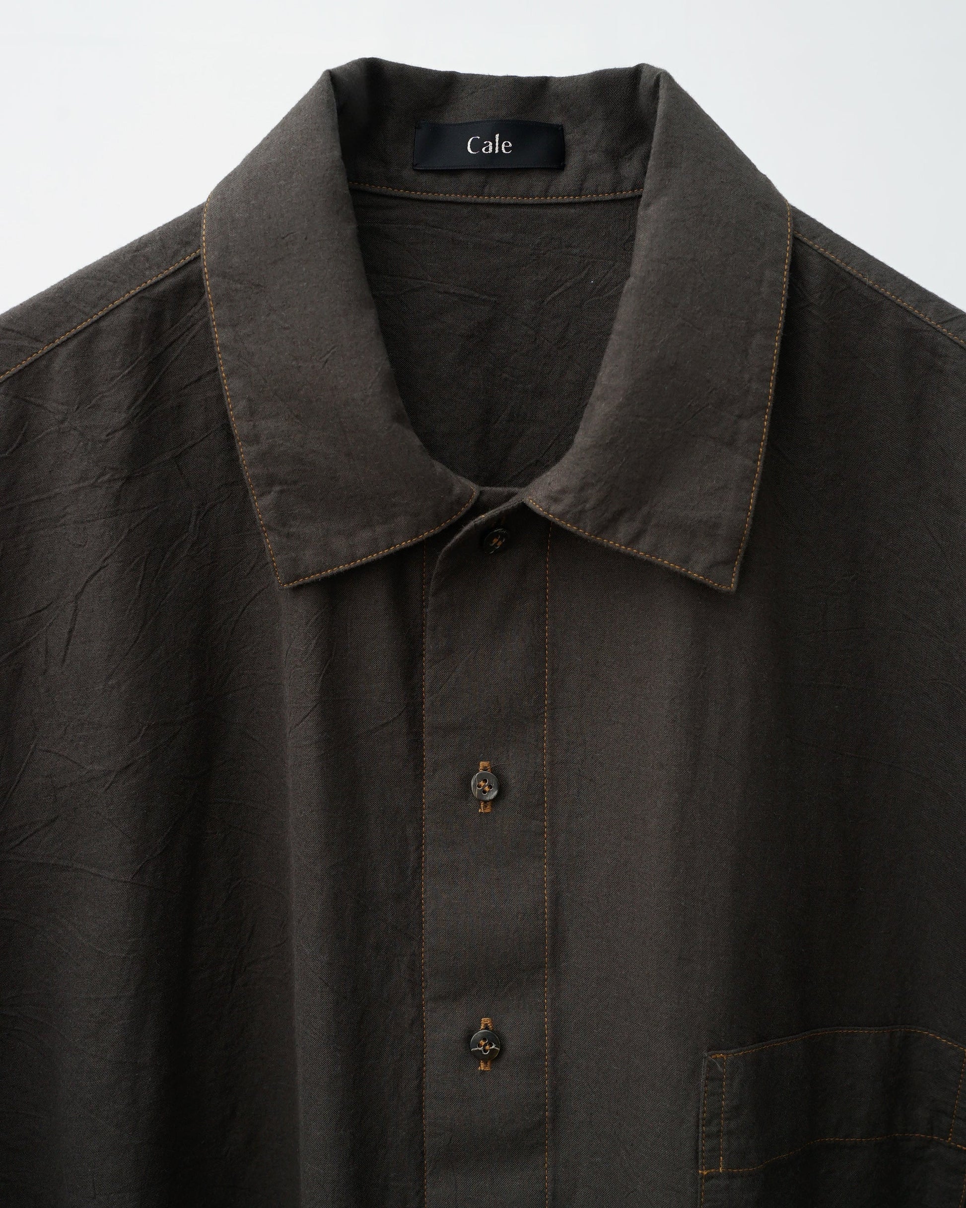 Cale カル KHADI COTTON GARMENT DYED SHIRT  シャツ　スミクロ　襟の形　