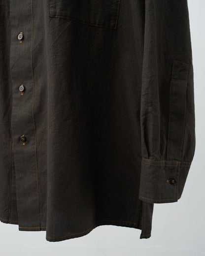 Cale カル KHADI COTTON GARMENT DYED SHIRT  シャツ　スミクロ　カフス部分　ボタン　ディテール