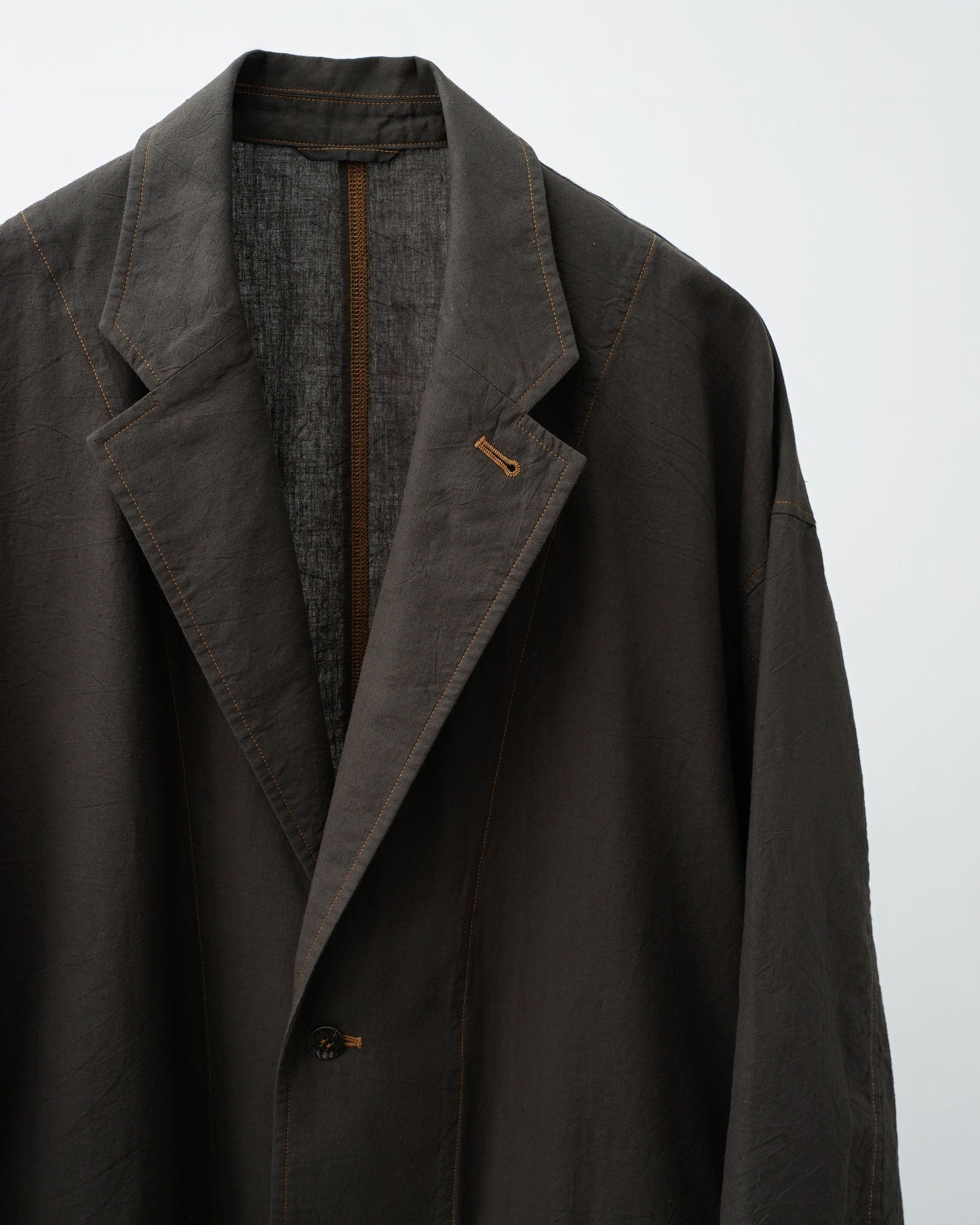 Cale カル　KHADI COTTON GARMENT DYED JACKET　カディコットン　テーラードジャケット　スミクロ　襟の形　ボタン　ディテール