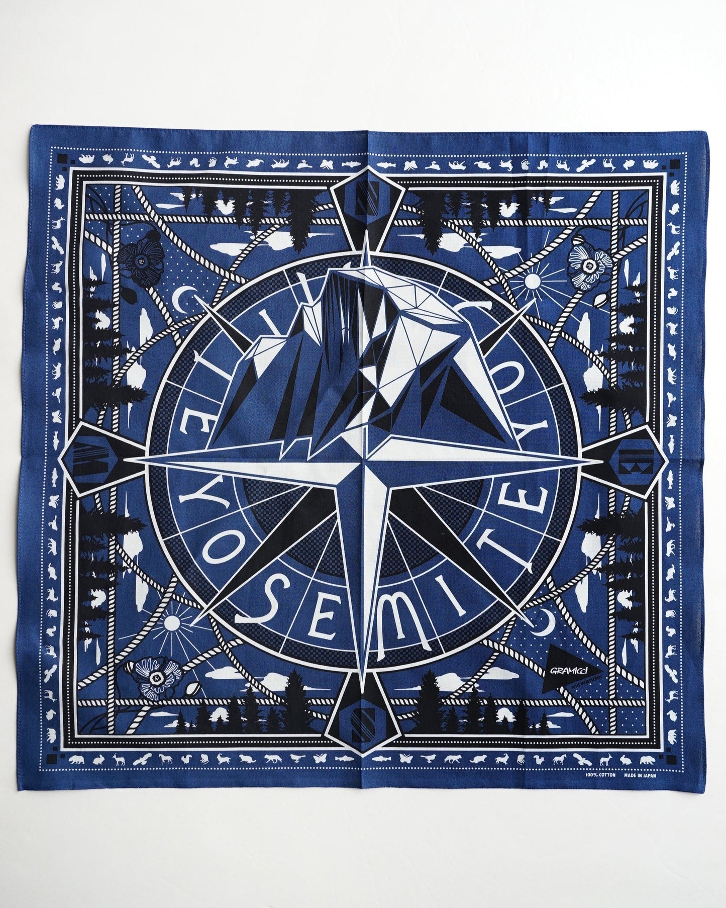 GRAMICCI × and wander　yosemite graphic bandana