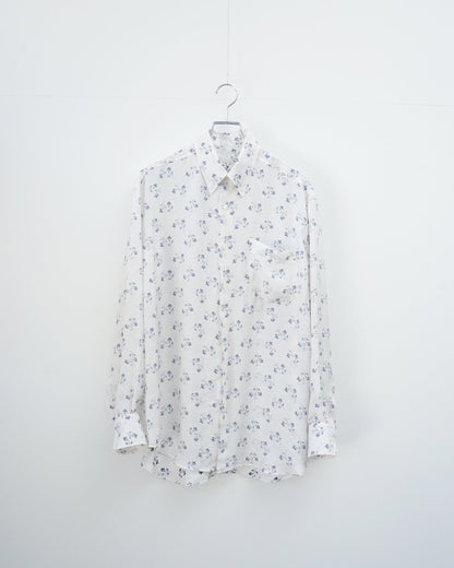 I am dorkの小花柄レギュラーカラーシャツ。全体像