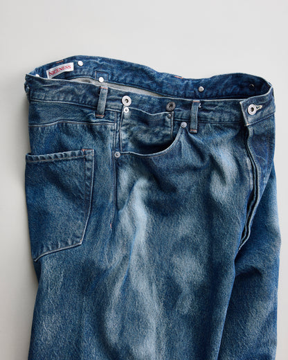 NICENESS　ナイスネス　DISTRESSED DENIM TWIST JEANS  D.SHARKY　デニム　ジーンズ　側面　INDIGO